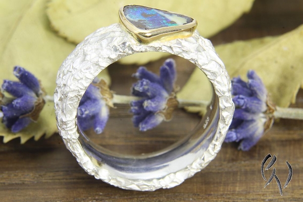 Ring Silber 925/- mit Opal, zerknittert